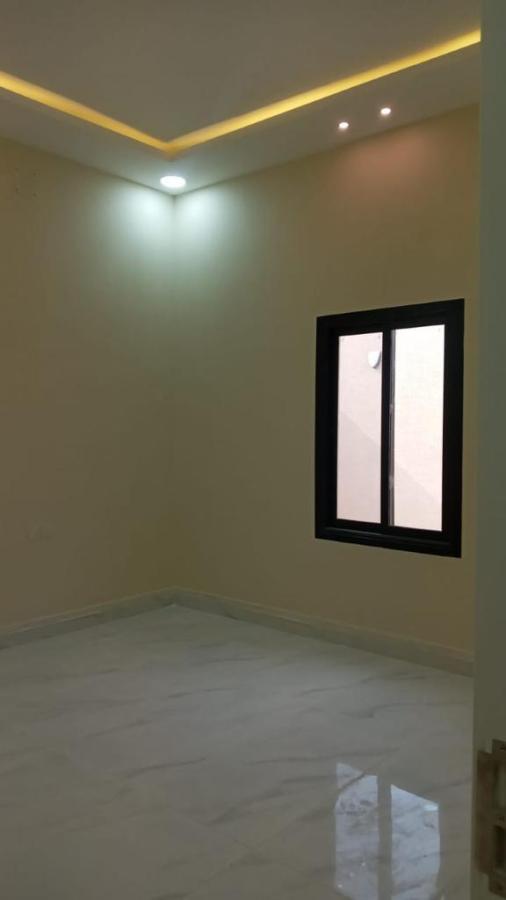 اضغط على الصورة لعرض أكبر.&nbsp;

الإسم:	11660_1710160139_yzfhyjfmmz.jpg&nbsp;
مشاهدات:	17&nbsp;
الحجم:	21.9 كيلوبايت&nbsp;
الهوية:	3547