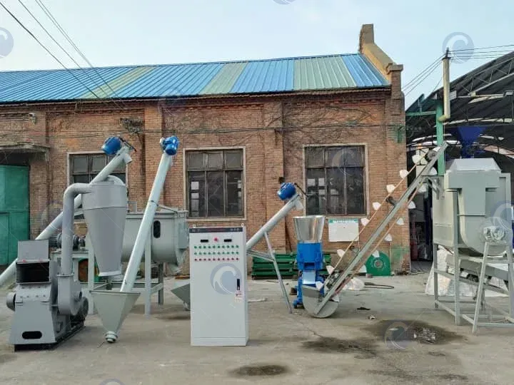 اضغط على الصورة لعرض أكبر.&nbsp;

الإسم:	animal-feed-plant.webp&nbsp;
مشاهدات:	2&nbsp;
الحجم:	57.3 كيلوبايت&nbsp;
الهوية:	211958